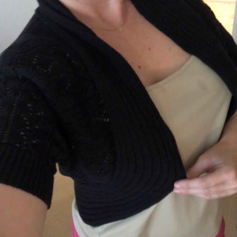 Crop shawl - Picture 3 of 6